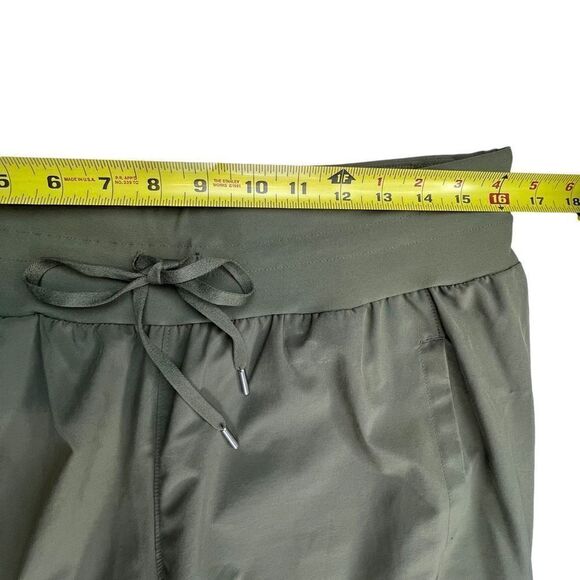 32 Degrees Women's Elastic Waistband Cargo Pockets Jogger Olive Green Large NWT - Picture 8 of 14